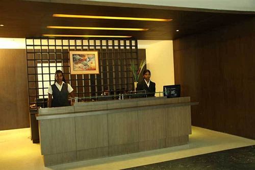 Hotel Kavitha International Kochi Exterior photo